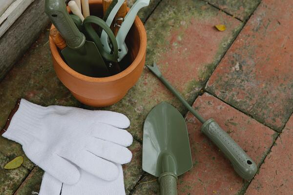 gardening tools